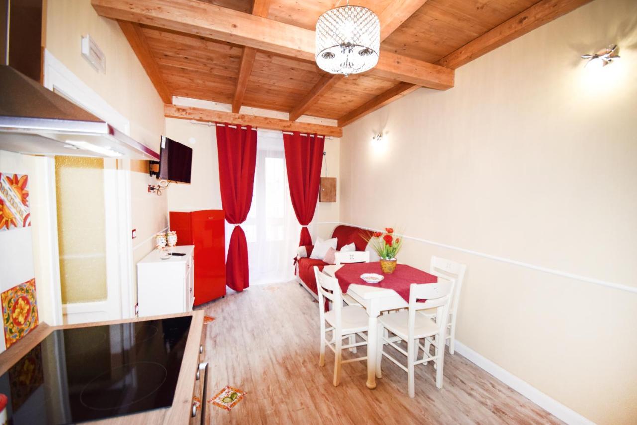 Luxury Apartment Via Genova Παλέρμο Εξωτερικό φωτογραφία